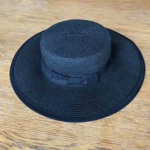 Serious Beyoncé Vibes. Wide Brimmed Black Hat.